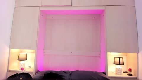 Tami online show from February 2025 05:51:01 PM