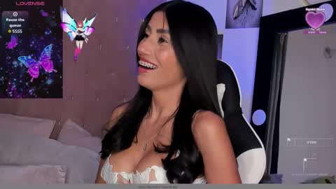 Snapshot of tami_04 chatting on November 2025 08:30:01 PM Im Tami online show from November 2025 08:30:01 PM