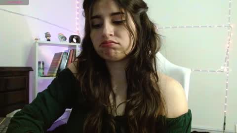 Tami online show from February 2025 10:37:01 PM