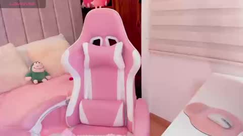 Tammy online show from September 2025 08:03:01 PM