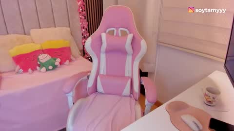 Snapshot of tammy_w chatting on February 2026 06:37:01 PM Tammy online show from February 2026 06:37:01 PM