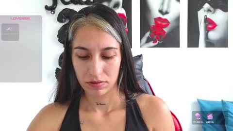 tammy  online show from October 2025 04:15:02 PM