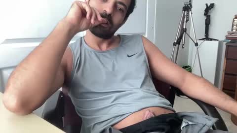 Snapshot of tan_and_spicy chatting on October 2025 05:43:01 PM tan and spicy online show from October 2025 05:43:01 PM