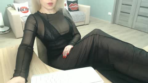 tangiblen online show from December 2024 02:15:01 PM