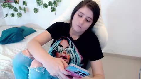 Tania  online show from March 2026 07:24:02 PM