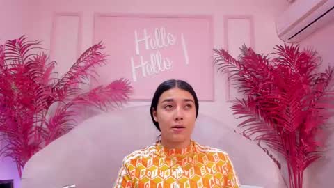 Tania online show from February 2025 11:35:02 AM