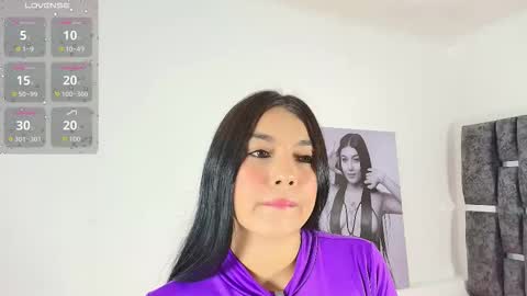 Tania online show from November 2025 11:56:02 AM