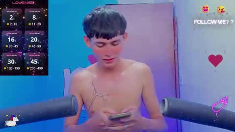 Snapshot of tanjiro_cute chatting on June 2026 04:05:01 AM Andres online show from June 2026 04:05:01 AM