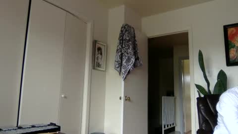 Dr. Love online show from February 2025 05:51:02 PM