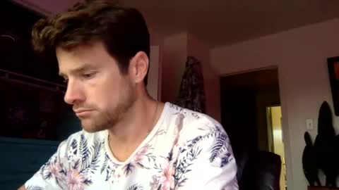 Dr. Love online show from April 2026 12:22:02 AM