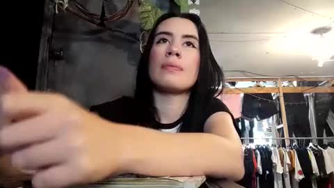 Snapshot of tara_joi chatting on December 2024 06:38:02 PM Tara online show from December 2024 06:38:02 PM