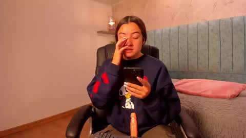 Snapshot of tara_parker chatting on February 2026 12:39:02 PM Tara online show from February 2026 12:39:02 PM