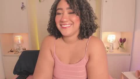  T A R A  online show from November 2025 08:52:01 PM