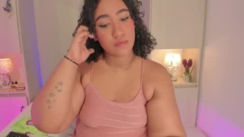 Snapshot of tarawiilson_ chatting on February 2026 07:51:01 AM T A R A online show from February 2026 07:51:01 AM