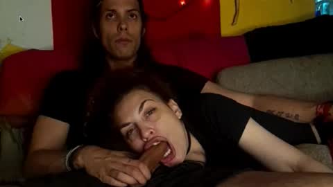 T  J   online show from November 2025 02:15:02 AM