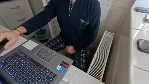 tarkan198 online show from February 2025 10:50:01 AM