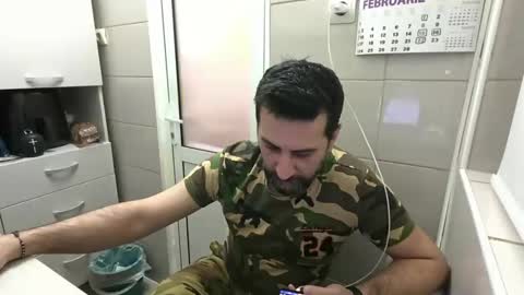 tarkan198 online show from February 2025 04:32:01 PM