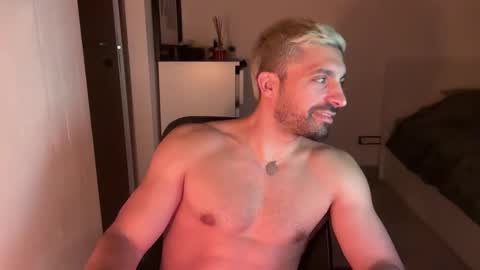 tarquit8 online show from September 2025 09:07:02 PM