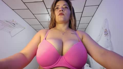 tara rios online show from January 2026 11:07:02 PM