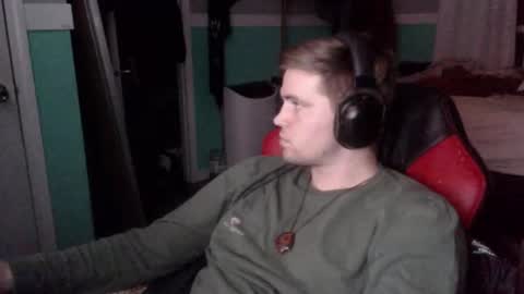 tarus333 online show from November 2025 03:06:02 AM