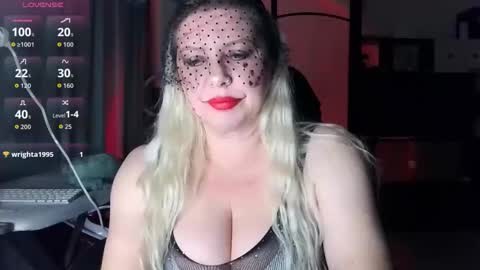 Snapshot of tasha__moon chatting on October 2025 05:14:01 PM Tasha Moon online show from October 2025 05:14:01 PM
