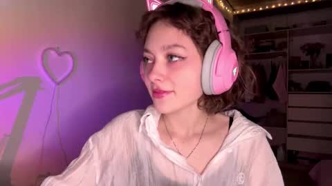 Darlin online show from March 2026 11:11:01 PM