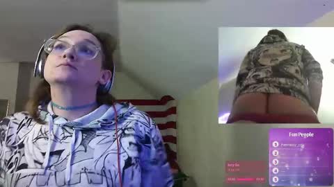 Snapshot of tasteflavored_femboy chatting on February 2025 12:36:02 PM Taste online show from February 2025 12:36:02 PM