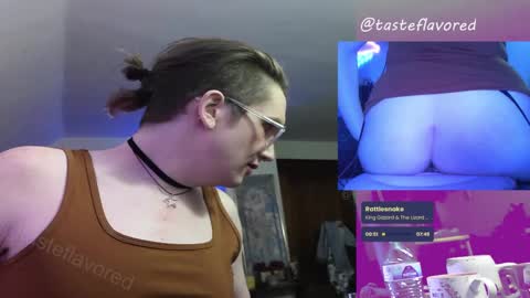 Snapshot of tasteflavored_femboy chatting on March 2025 06:54:02 AM Taste online show from March 2025 06:54:02 AM