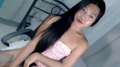 Snapshot of tasteofinnocent69 chatting on May 2026 07:24:02 AM online show from May 2026 07:24:02 AM
