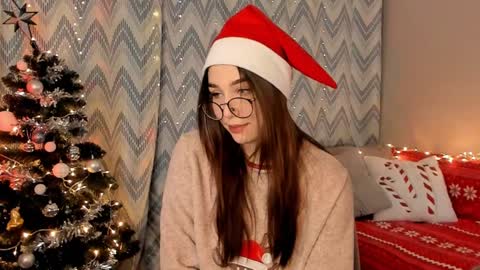 Snapshot of tate_angel chatting on December 2024 05:16:01 PM Tate online show from December 2024 05:16:01 PM