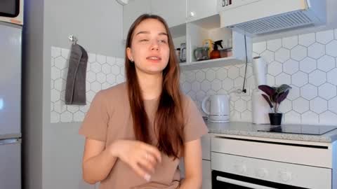 Snapshot of tate_angel chatting on January 2025 06:21:01 PM Tate online show from January 2025 06:21:01 PM