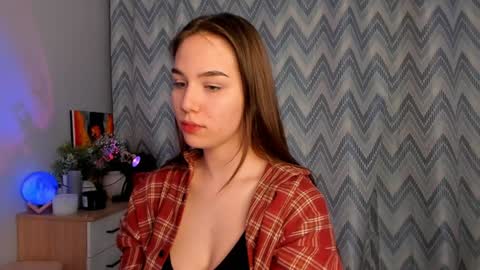 Snapshot of tate_angel chatting on January 2025 06:27:01 PM Tate online show from January 2025 06:27:01 PM