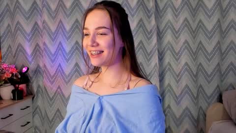 Snapshot of tate_angel chatting on January 2025 06:07:01 PM Tate online show from January 2025 06:07:01 PM