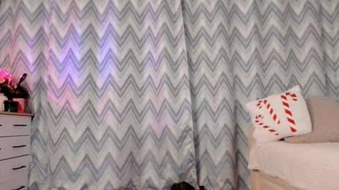 Snapshot of tate_angel chatting on January 2025 09:17:02 PM Tate online show from January 2025 09:17:02 PM