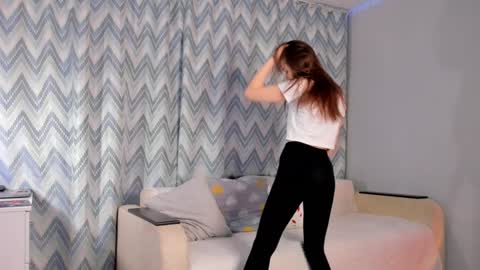 Snapshot of tate_angel chatting on January 2025 06:14:01 PM Tate online show from January 2025 06:14:01 PM