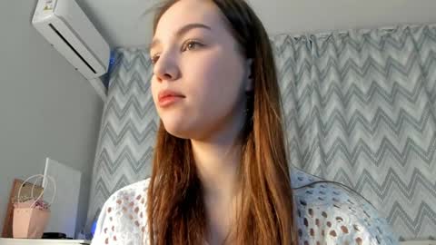 Snapshot of tate_angel chatting on February 2025 06:13:02 PM Tate online show from February 2025 06:13:02 PM