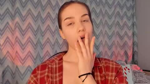 Snapshot of tate_angel chatting on February 2025 06:05:02 PM Tate online show from February 2025 06:05:02 PM