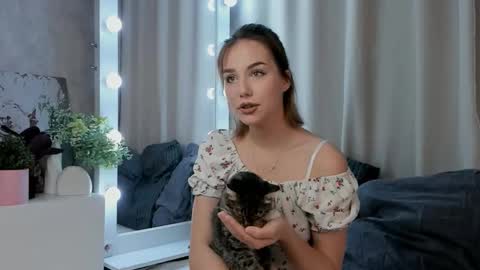 Snapshot of tate_angel chatting on September 2025 06:42:01 PM Tate online show from September 2025 06:42:01 PM