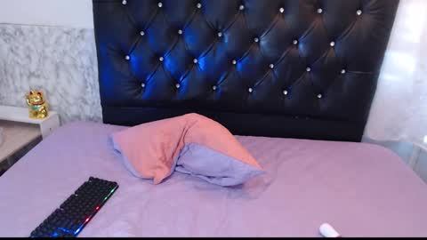 Snapshot of tatiana_lopez19 chatting on December 2024 03:54:02 AM Tatiana online show from December 2024 03:54:02 AM