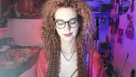 Snapshot of tatianaromanova chatting on April 2026 08:02:01 PM Tatiana online show from April 2026 08:02:01 PM