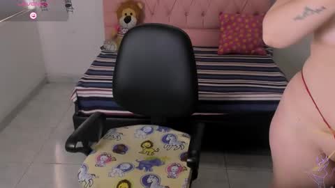 Snapshot of tatianasexy19 chatting on October 2025 05:09:01 PM Daniela online show from October 2025 05:09:01 PM