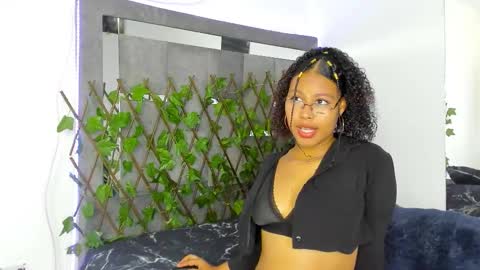 tatianasquirthot online show from March 2026 07:07:02 PM