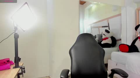 Snapshot of tatikanyx chatting on June 2026 11:49:02 AM tatikanyx online show from June 2026 11:49:02 AM