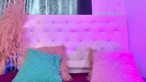 Snapshot of tatixxxvega chatting on June 2026 07:14:01 PM tatix online show from June 2026 07:14:01 PM