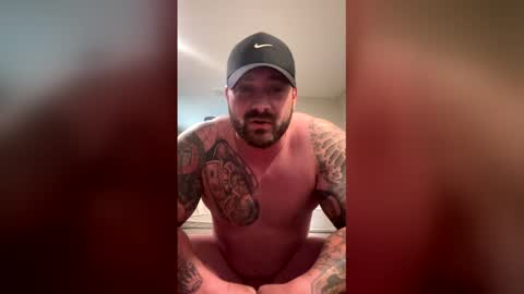 tattedbuffcock online show from May 2026 06:13:02 PM