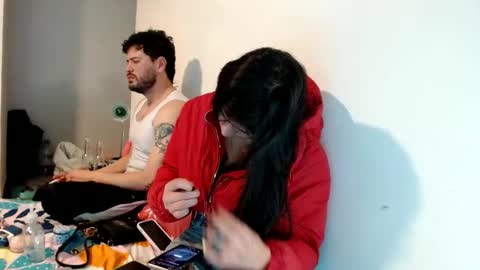 tatto_smoke_couple online show from May 2026 07:02:02 AM