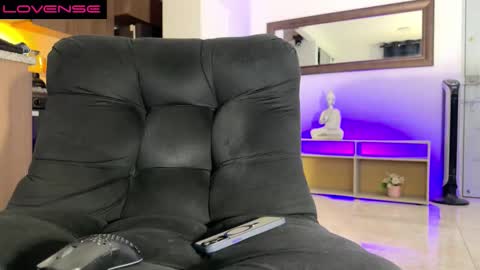 Jonathan  Juan online show from November 2025 08:38:01 AM