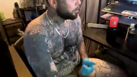 Snapshot of tattoo23inky chatting on May 2026 11:44:02 PM inky online show from May 2026 11:44:02 PM