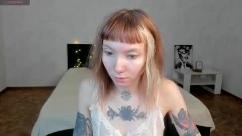 tattoo_artbaby online show from September 2025 01:29:01 AM