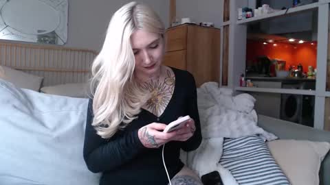 tattoobbgirl online show from February 2025 02:58:02 PM